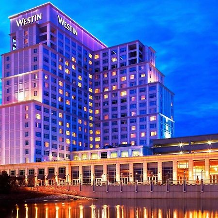 Отель The Westin Chicago Ломбард Экстерьер фото